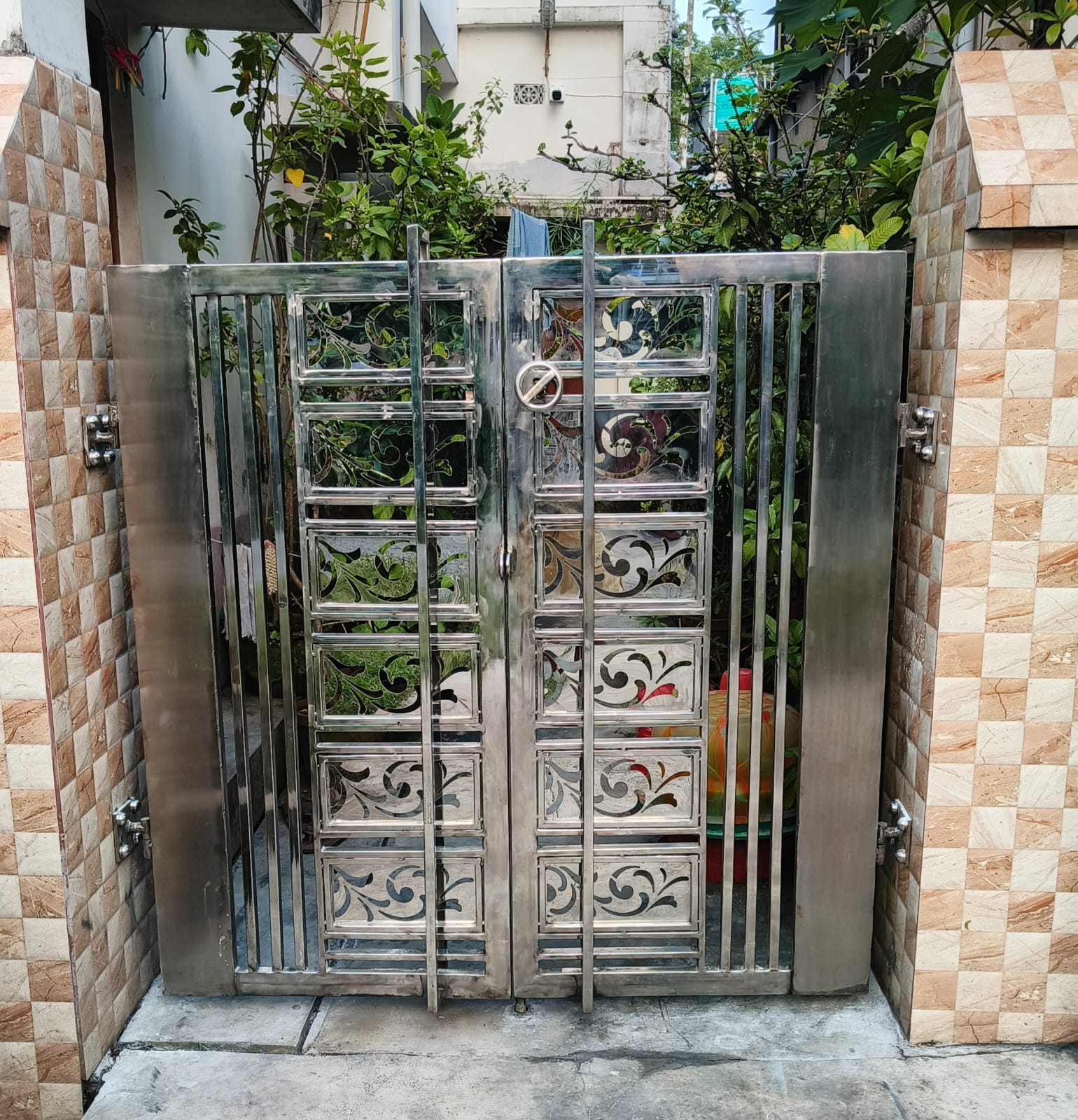 VSG-304-205 SS 304 Main Gate Design