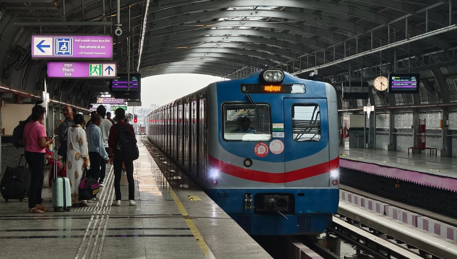 Close-up detail of SS railing joints